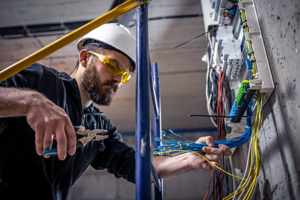 Best Emergency Electrician Near Me  in Louisiana, MO