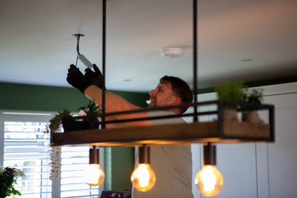Best Commercial Electrician Services  in Louisiana, MO
